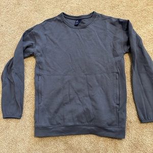 gap navy crewneck